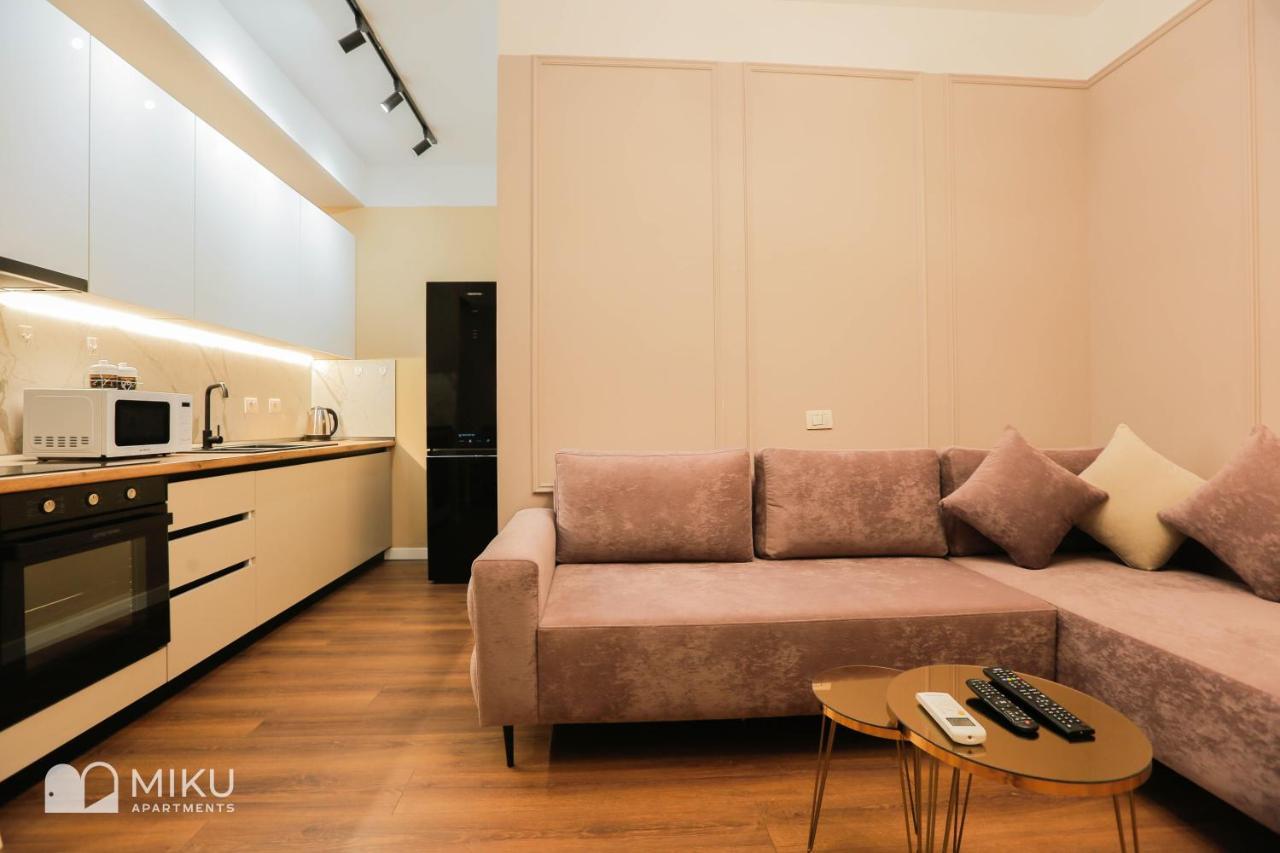 Miku Apartment - Perfect 1Bedroom At Komuna E Parisit Tirana Exterior foto