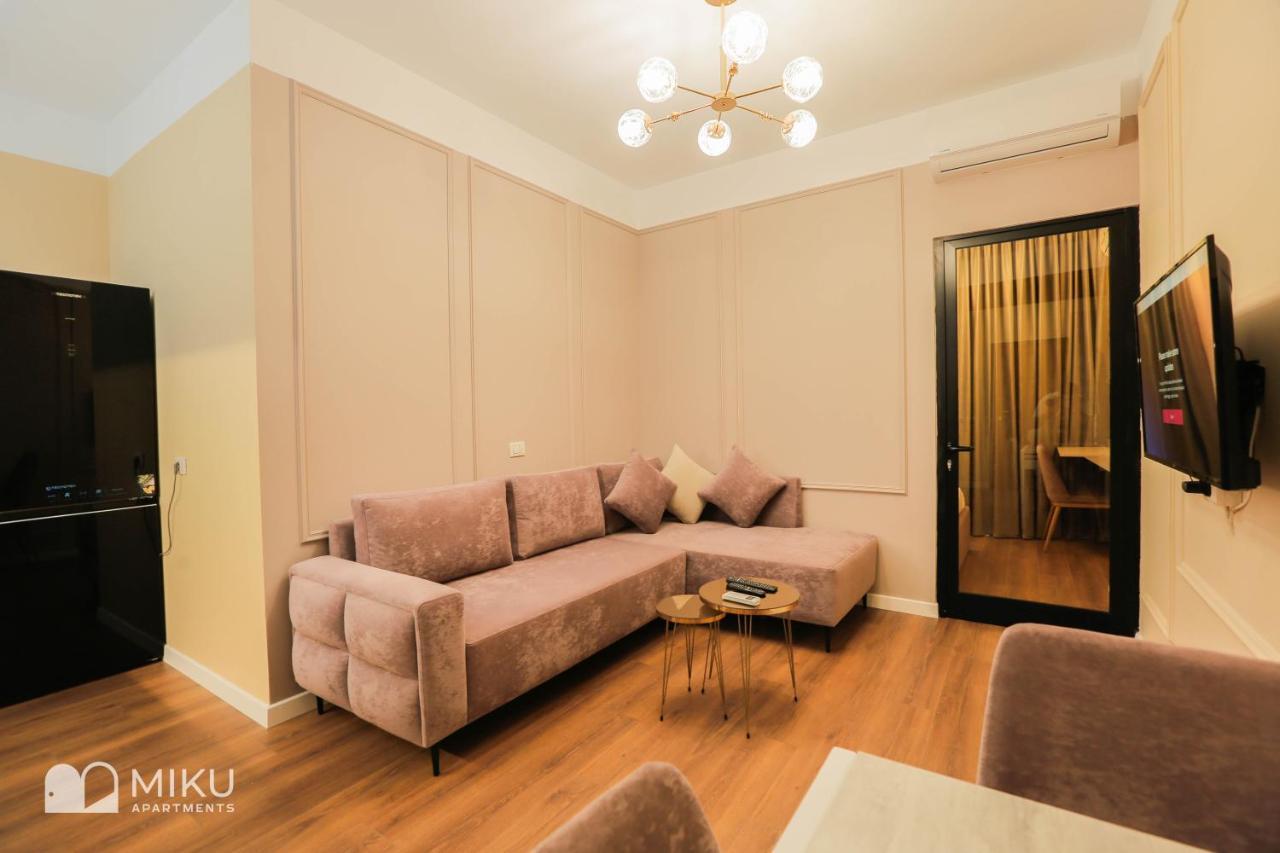 Miku Apartment - Perfect 1Bedroom At Komuna E Parisit Tirana Exterior foto