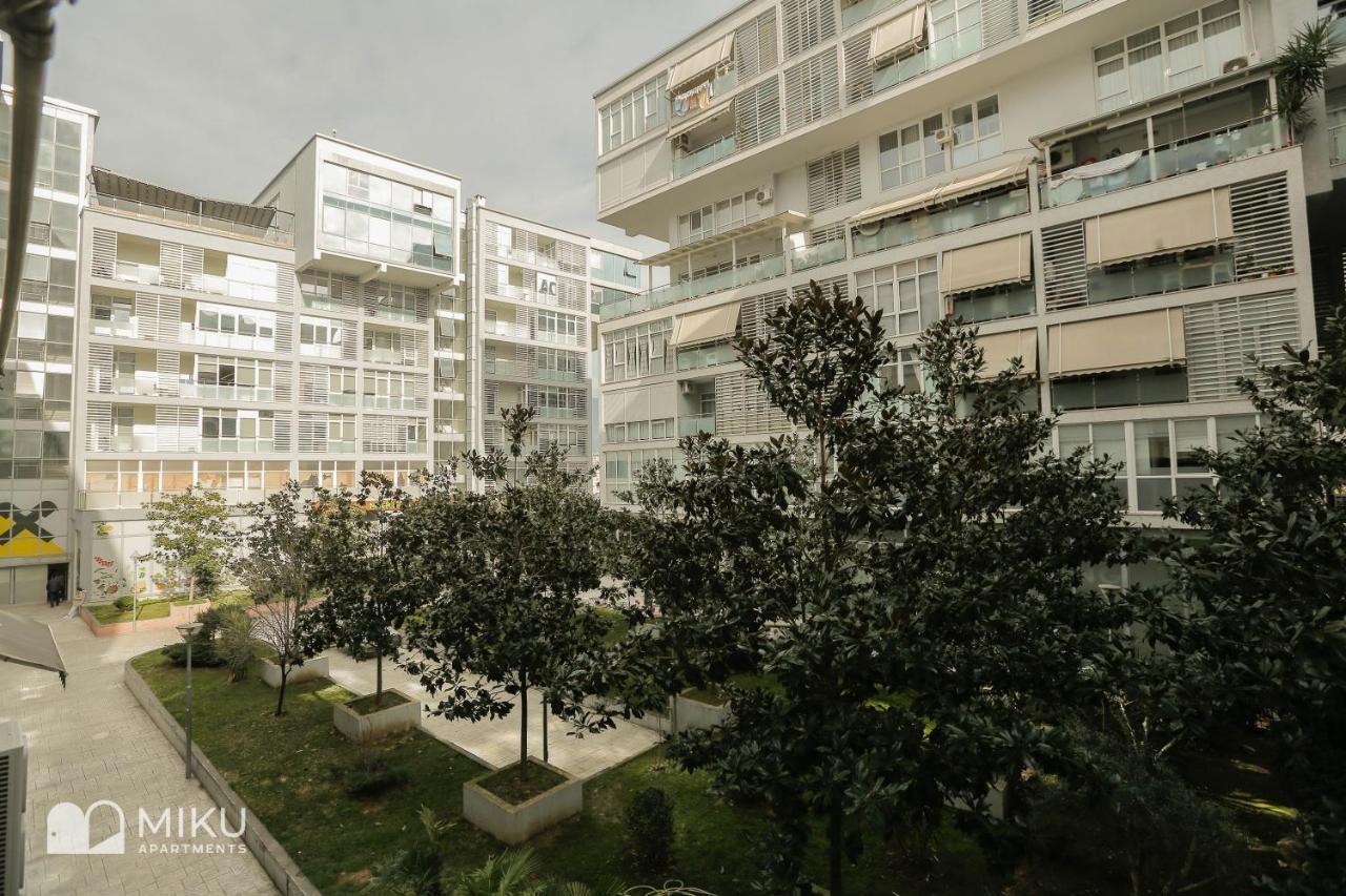 Miku Apartment - Perfect 1Bedroom At Komuna E Parisit Tirana Exterior foto